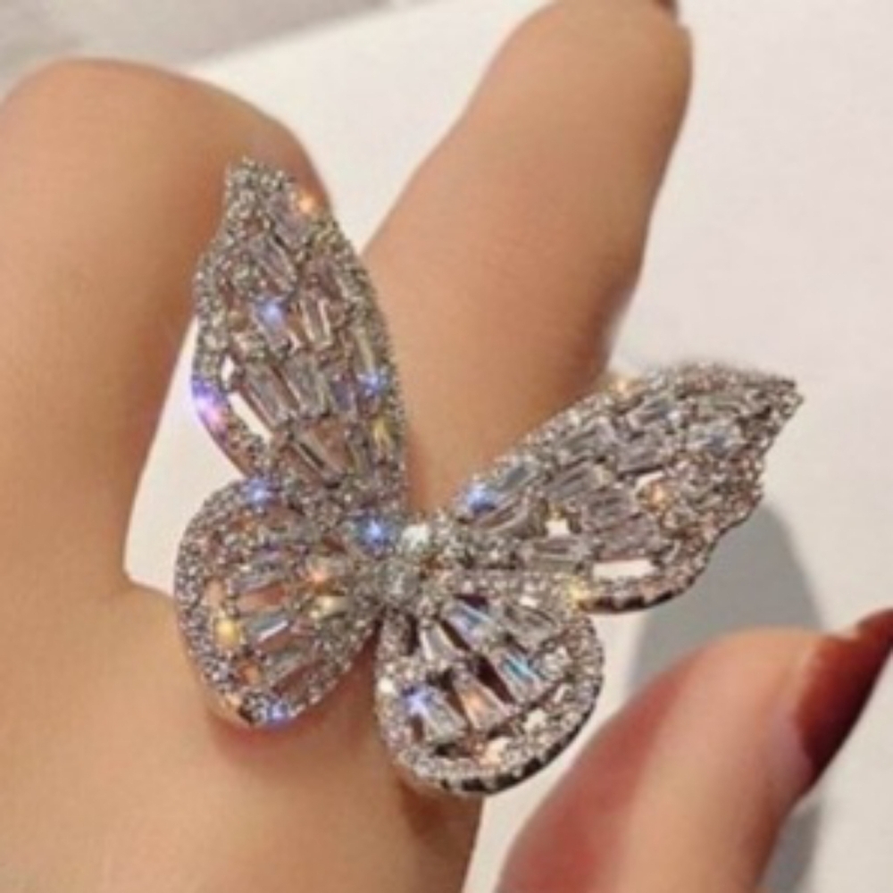 Silver Filigree Butterfly Ring with Crystal Accent - Picture 4 of 4